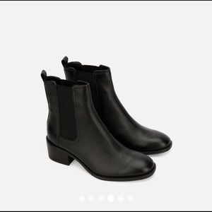 Black Chelsea Boots